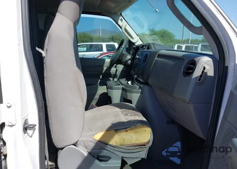 2011 Ford E-250 Commercial z USA, uszkodzony, nr VIN 1FTNS2EW7BDB35738